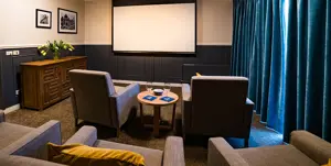 estiaheidelberg_83rw cinema-carousel_1016x512-WEB.jpg